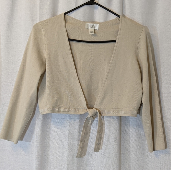 LOFT Sweaters - Ann Taylor LOFT Cropped Tan Cardigan Sz L